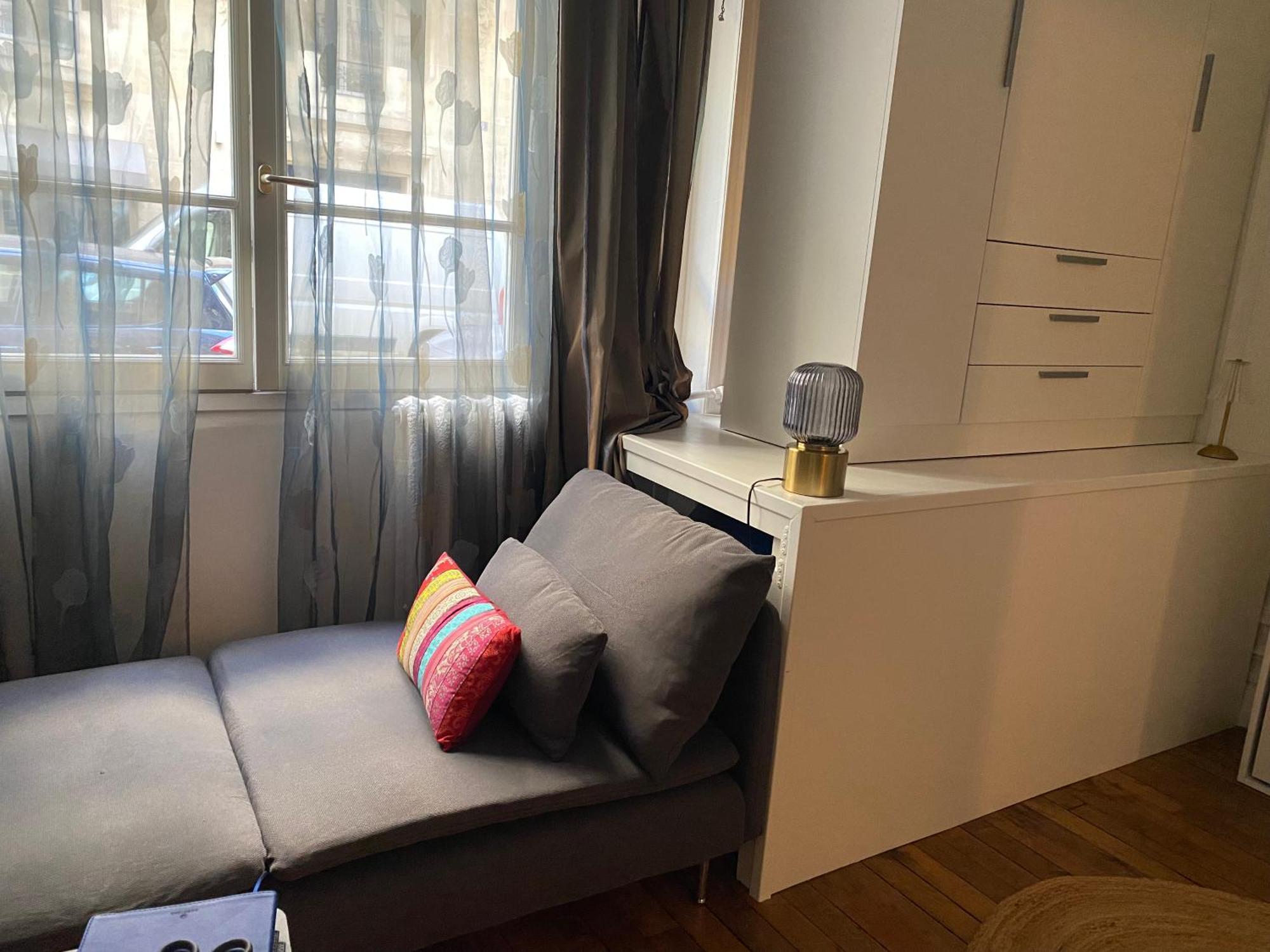 Passy Tour Eiffel Apartment *